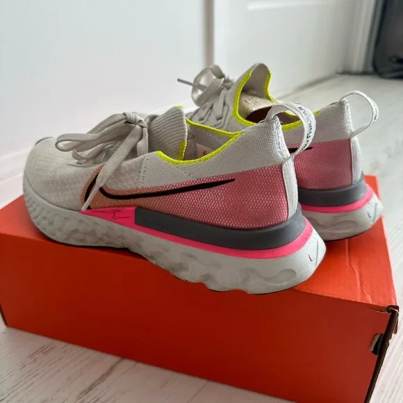Nike React Infinity Run - Picture 6 of 8